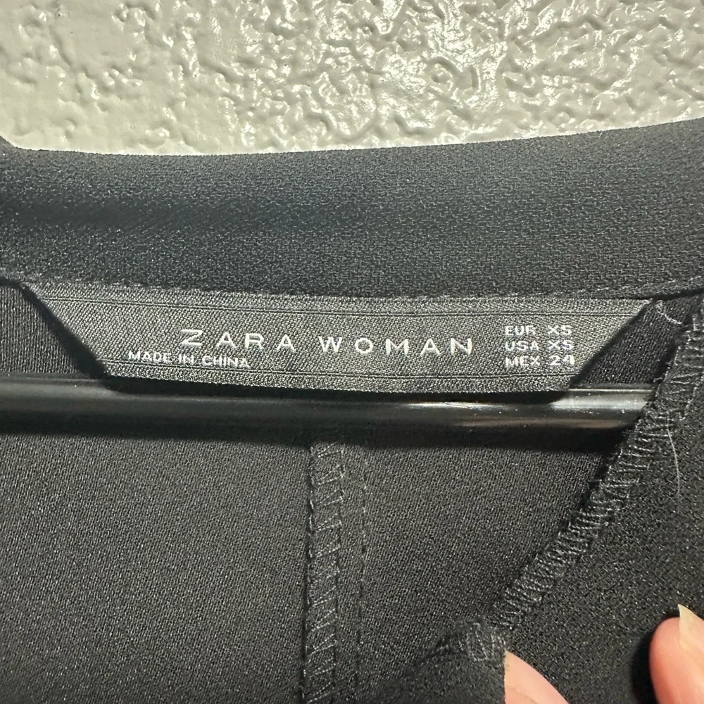 Vintage style Zara Black V-Neck Tunic with Faux-Fur Brown Balloon Sleeves - Picture 11 of 12